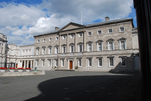 Government and Opposition Clash Over Dáil Speaking Rights