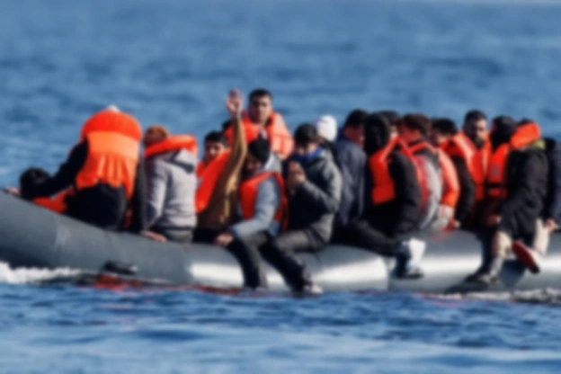 UK to Deny Citizenship to Small Boat Refugees Under Tougher Rules