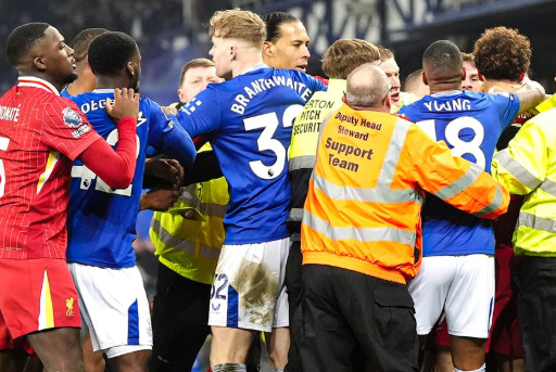 Bedlam at Goodison: Four Red Cards as Everton Snatch Dramatic Draw Against Liverpool